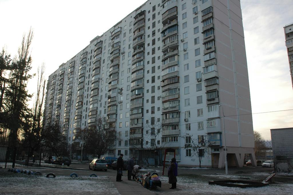 Apartments On Henerala Zhmachenka Kijev Kültér fotó