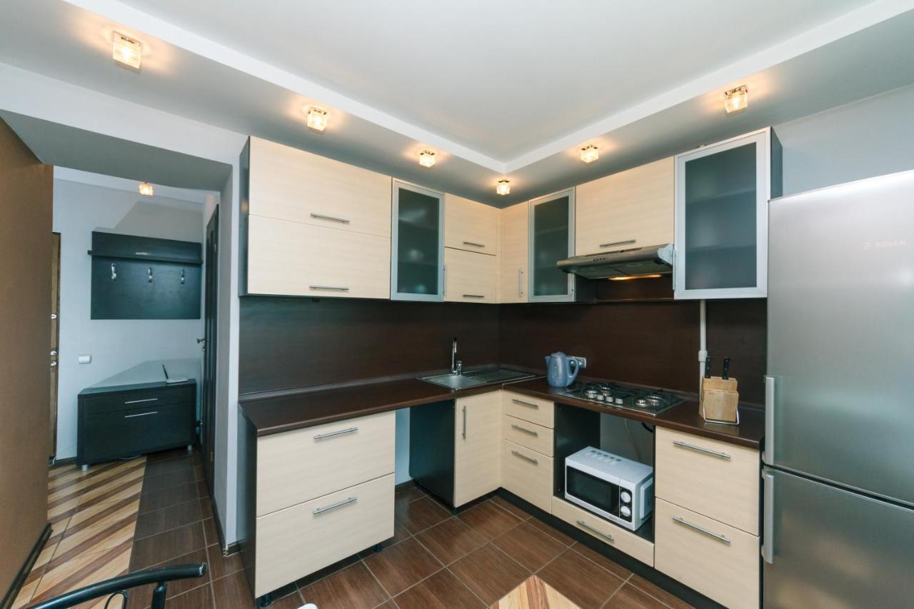 Apartments On Henerala Zhmachenka Kijev Kültér fotó