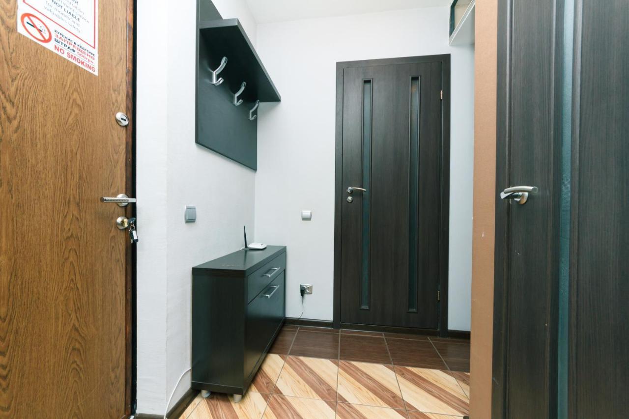 Apartments On Henerala Zhmachenka Kijev Kültér fotó